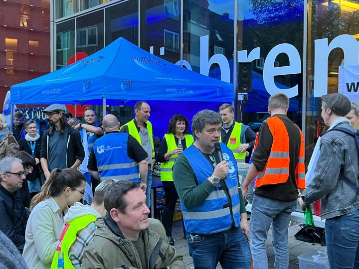 Streik bei Radio Bremen und Bremedia: Sendungen fallen aus, Beschäftigte fordern besseres Tarifangebot